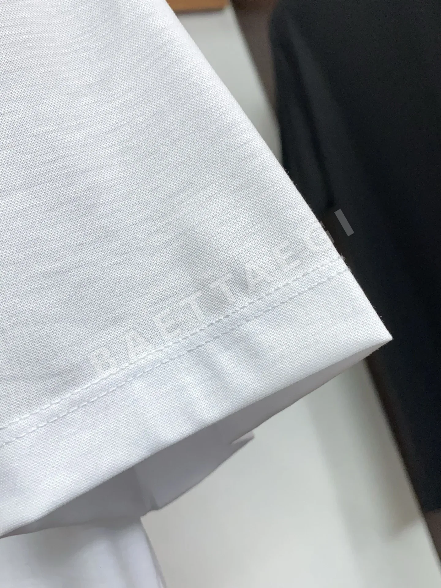 디올 크루넥 남성 반팔 티셔츠 상세 이미지 5