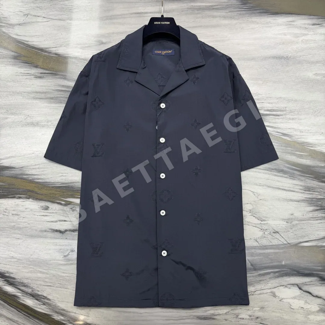 루이비통 모노그램 자카드 컷아웃 반팔 셔츠 상세 이미지 5