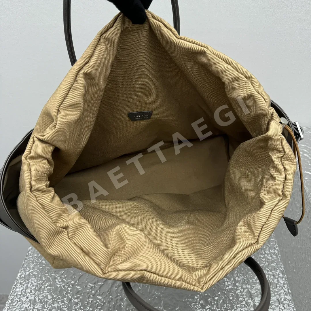 더로우 브라운 레더 패치워크 캔버스 토트백 상세 이미지 9