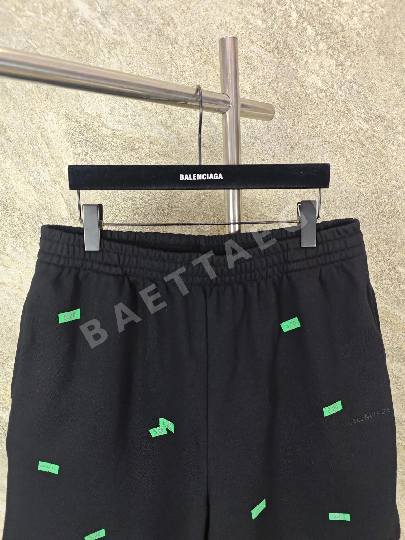 발렌시아가 남성 반바지 상세 이미지 3