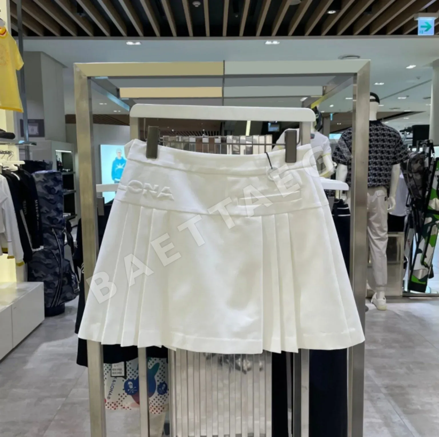 마크앤로나 여성 플리츠 골프 스커트 상세 이미지 3