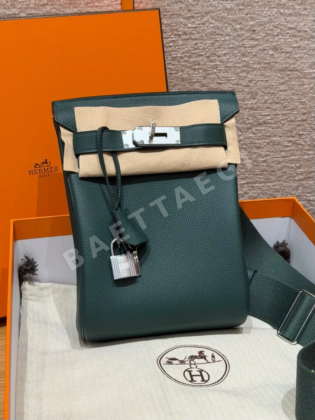 에르메스 핵 아 도 체스트 백 토고 가죽 가방 166663