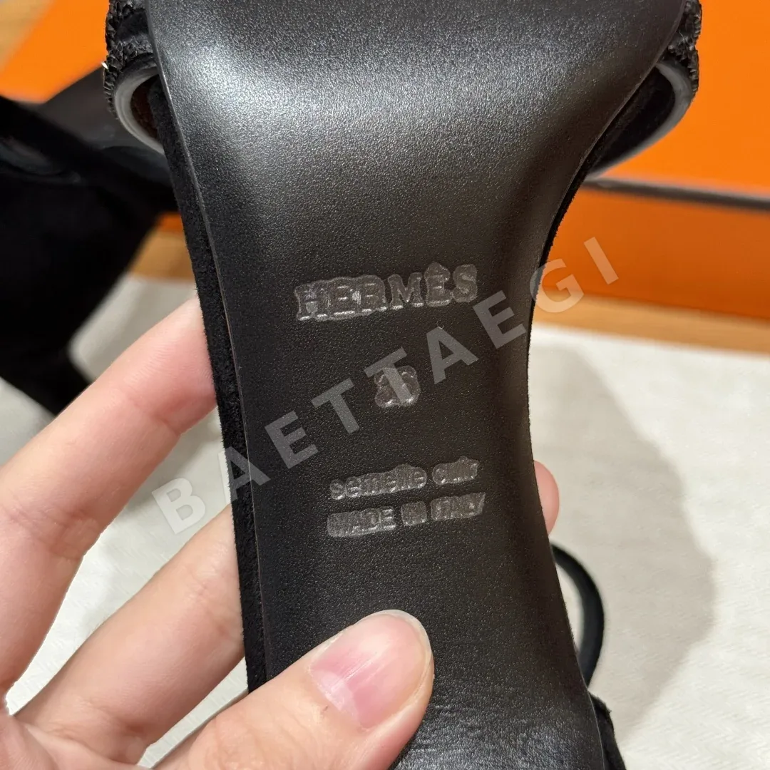 에르메스 조이70 펌프스 블랙 스웨이드 상세 이미지 7