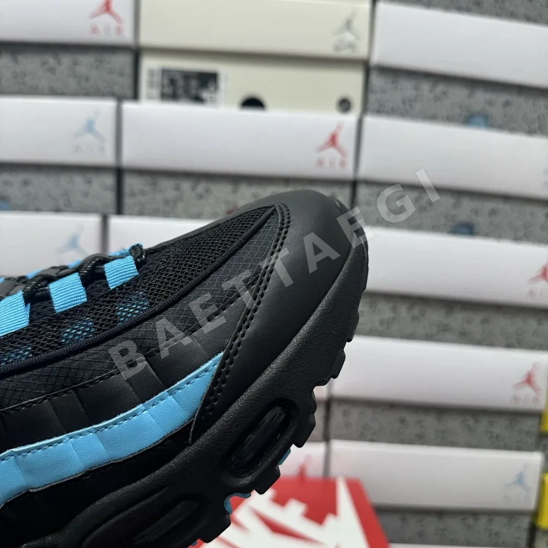 나이키 [XY] 에어 맥스 95 OG IB1667-001 201330 Nike Air Max 95 OG Big Bubble Baltic Blue 상세 이미지 9