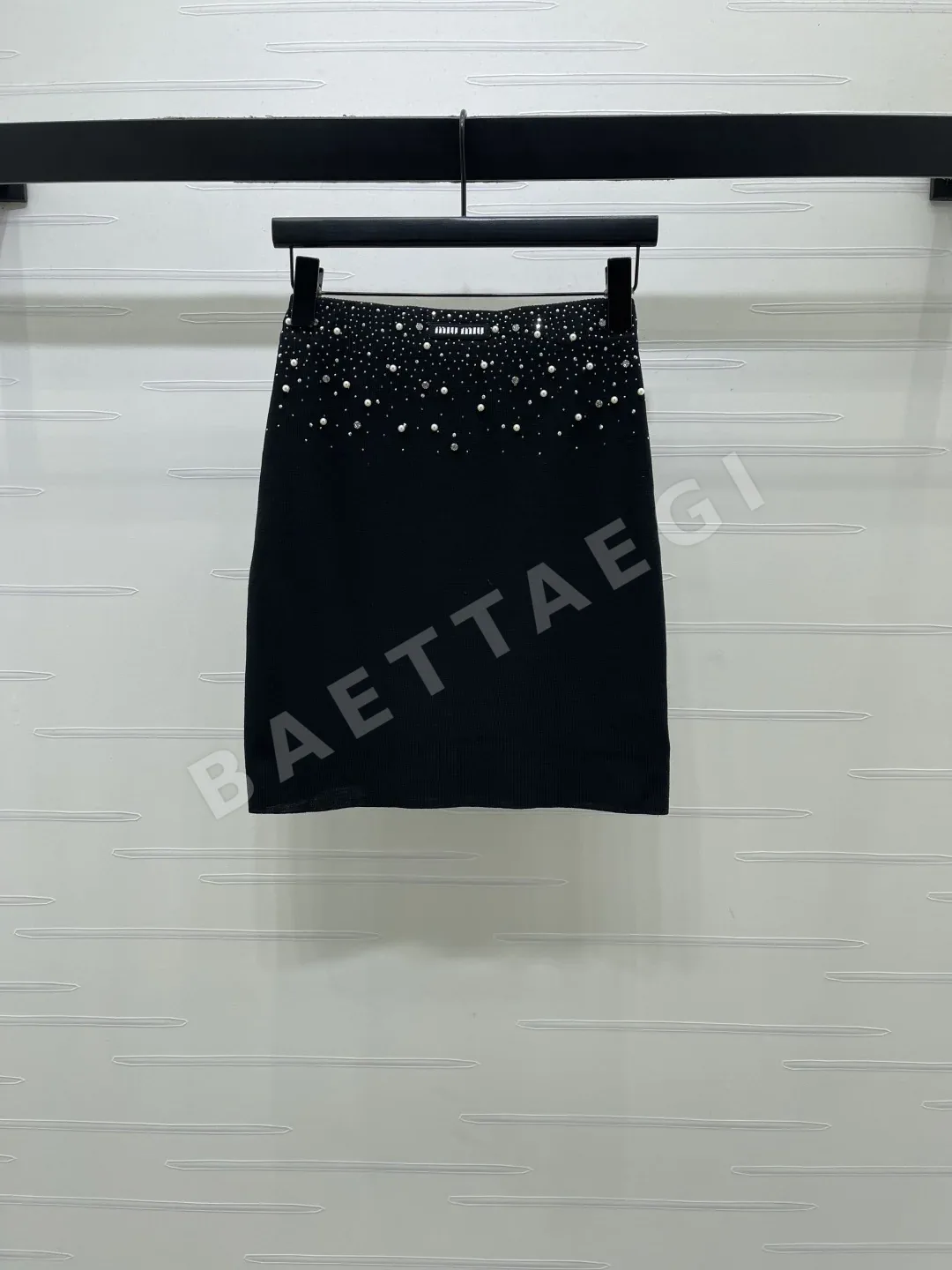 미우미우 니트 베스트 세트 여성복 상세 이미지 7