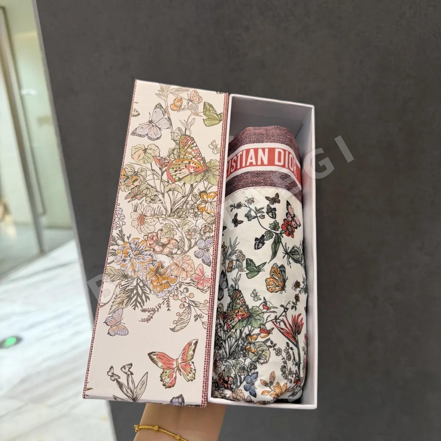 디올 5단 접이식 우산 85566