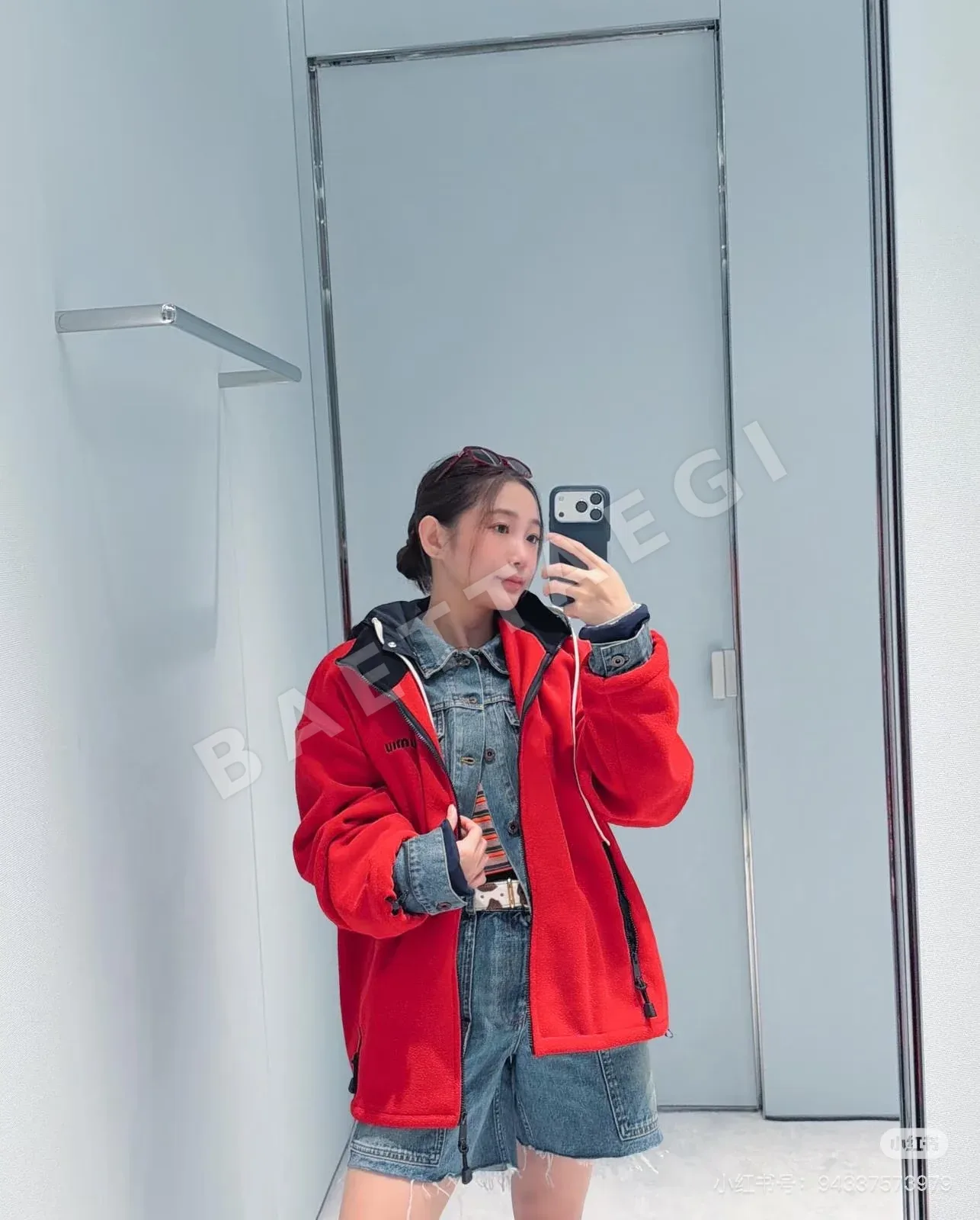 미우미우 로고 자수 플리스 지퍼업 여성 자켓 상세 이미지 9