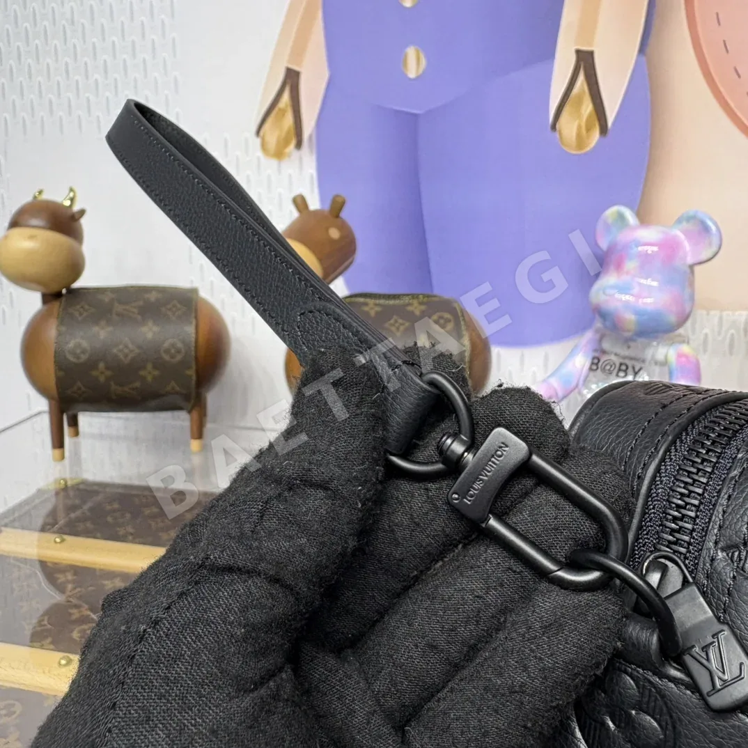 루이비통 포쉐트 카사이 클러치 가방 M14910 상세 이미지 7