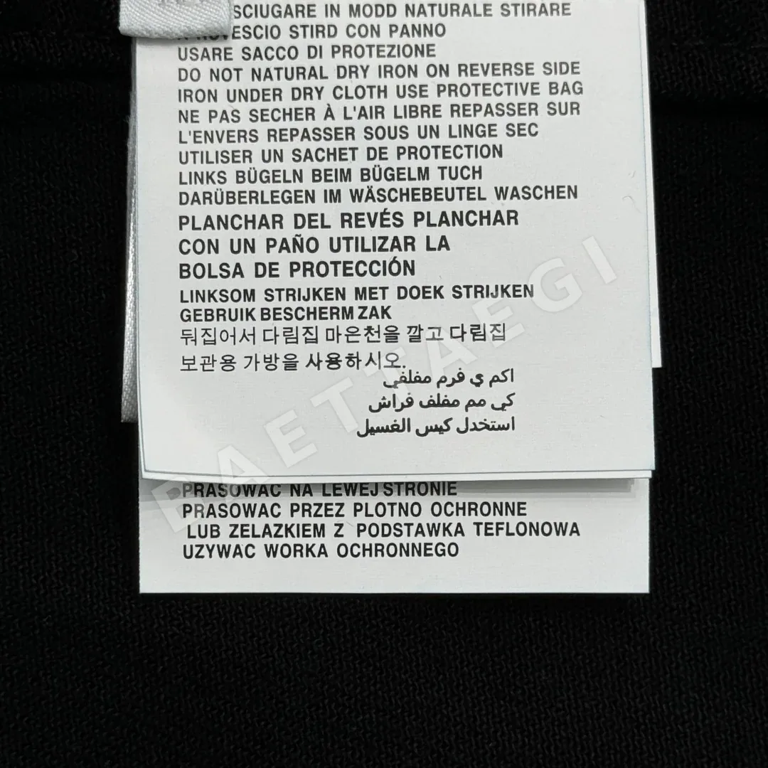 프라다 무지 로고 배지 카라 남성 반팔 셔츠 상세 이미지 9