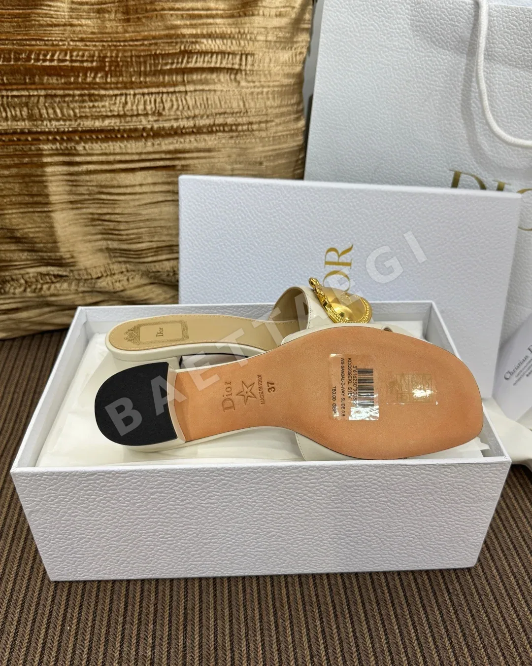 디올 카나쥬 메탈 버클 샌들 상세 이미지 9