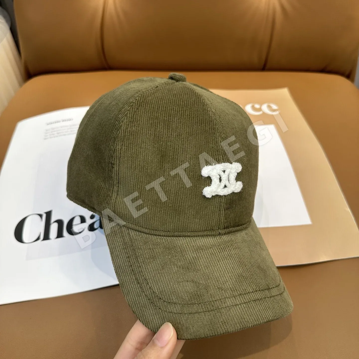 셀린느 개선문 자수 코듀로이 베이스볼 캡 상세 이미지 5
