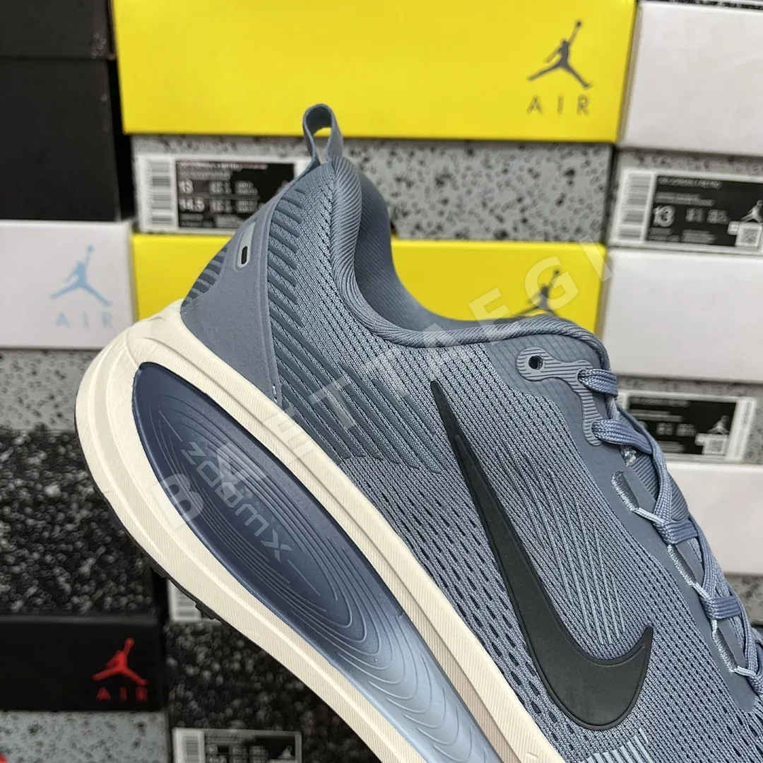 나이키 줌 보메로 18 HM6803-402 201109 Nike Zoom Vomero 18 상세 이미지 5
