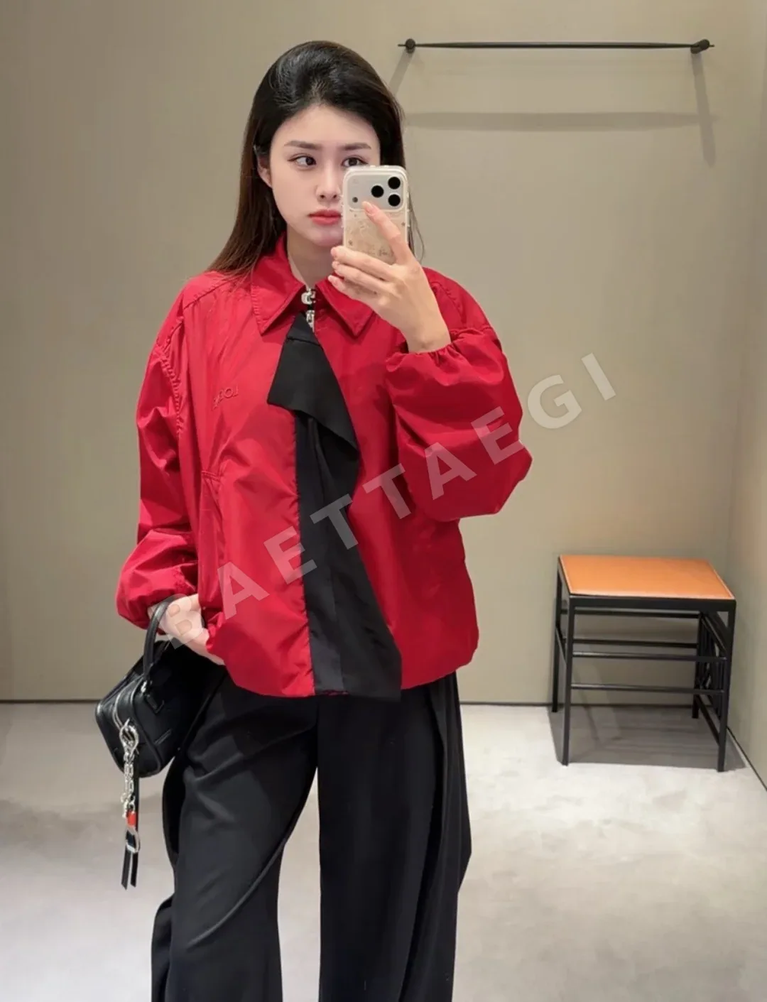 로에베 컬러 블록 테크 플리츠 포플린 셔츠 상세 이미지 3