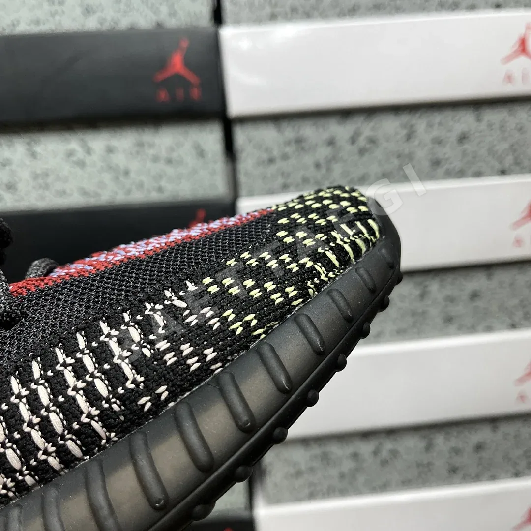아디다스 [R] 이지 부스트 350 V2 FX5190 200757 Adidas Yeezy Boost 350 V2 상세 이미지 3