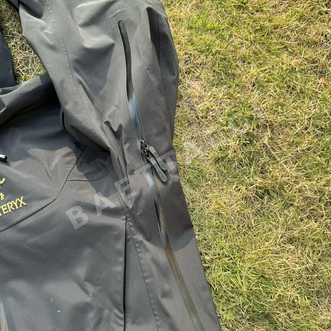 아크테릭스 [TZ] 알파 SV 자켓 6세대 블랙 골드 200130 Arc'teryx Alpha SV Jacket 6 24K Black 상세 이미지 25