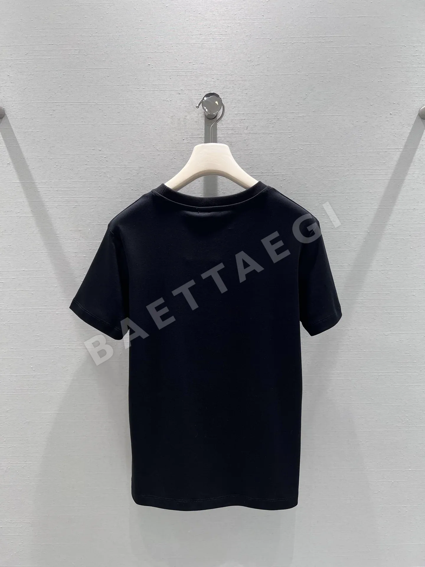 샤넬 더블 C 라인스톤 여성 반팔 티셔츠 상세 이미지 2