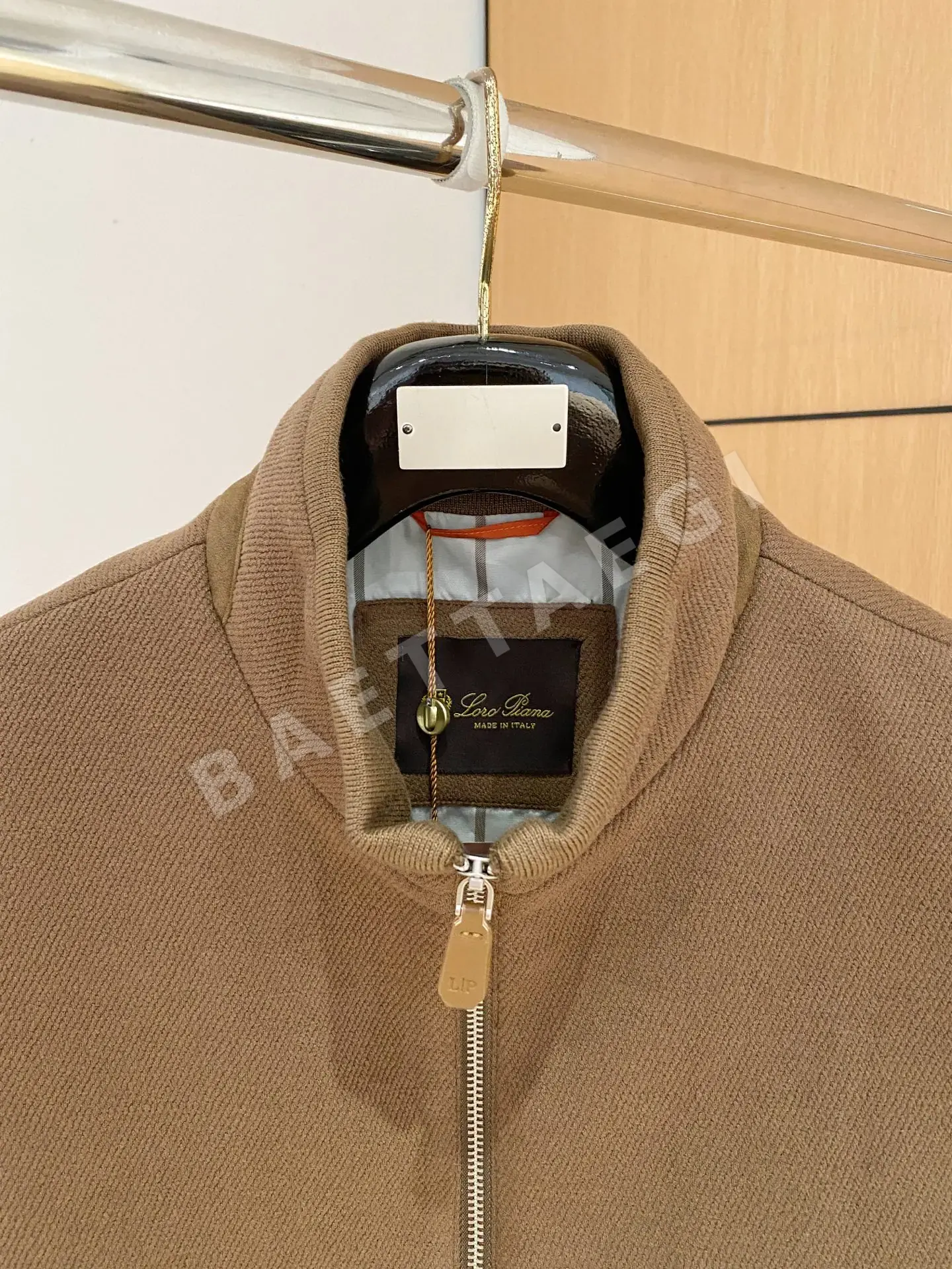 로로피아나 남성 자켓 상세 이미지 2