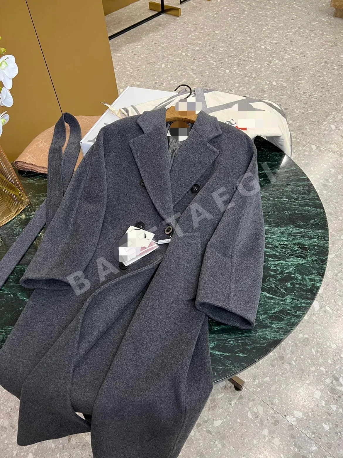 막스마라(Max Mara) 마담 101801 아이콘 코트 상세 이미지 2