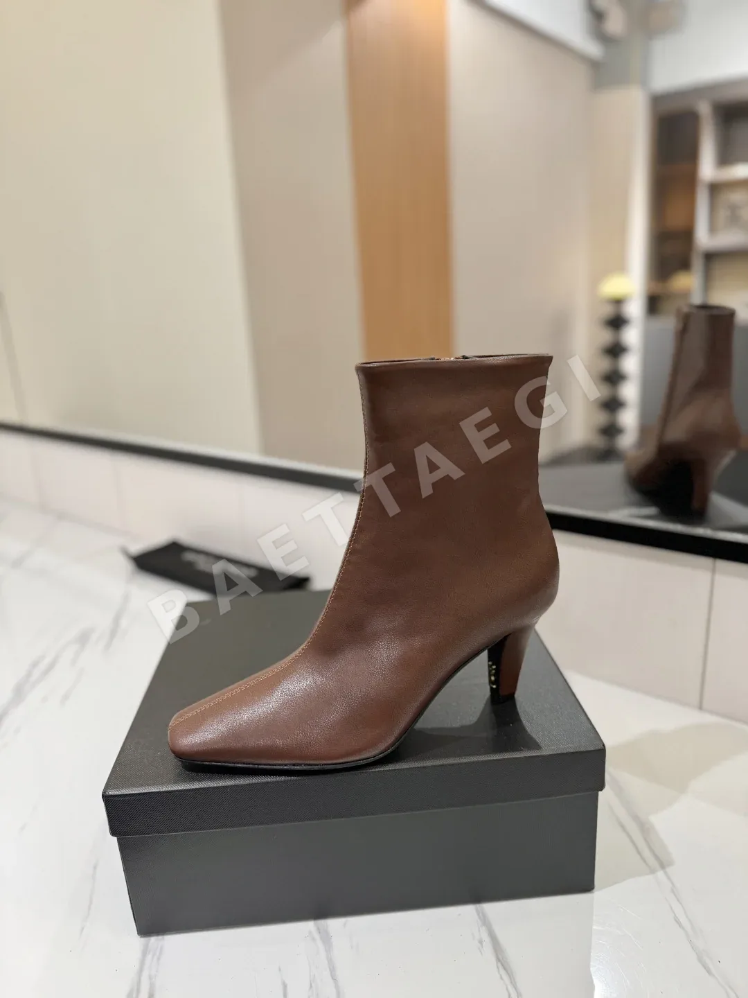생로랑 바이커 앵클 부츠 9440 상세 이미지 4