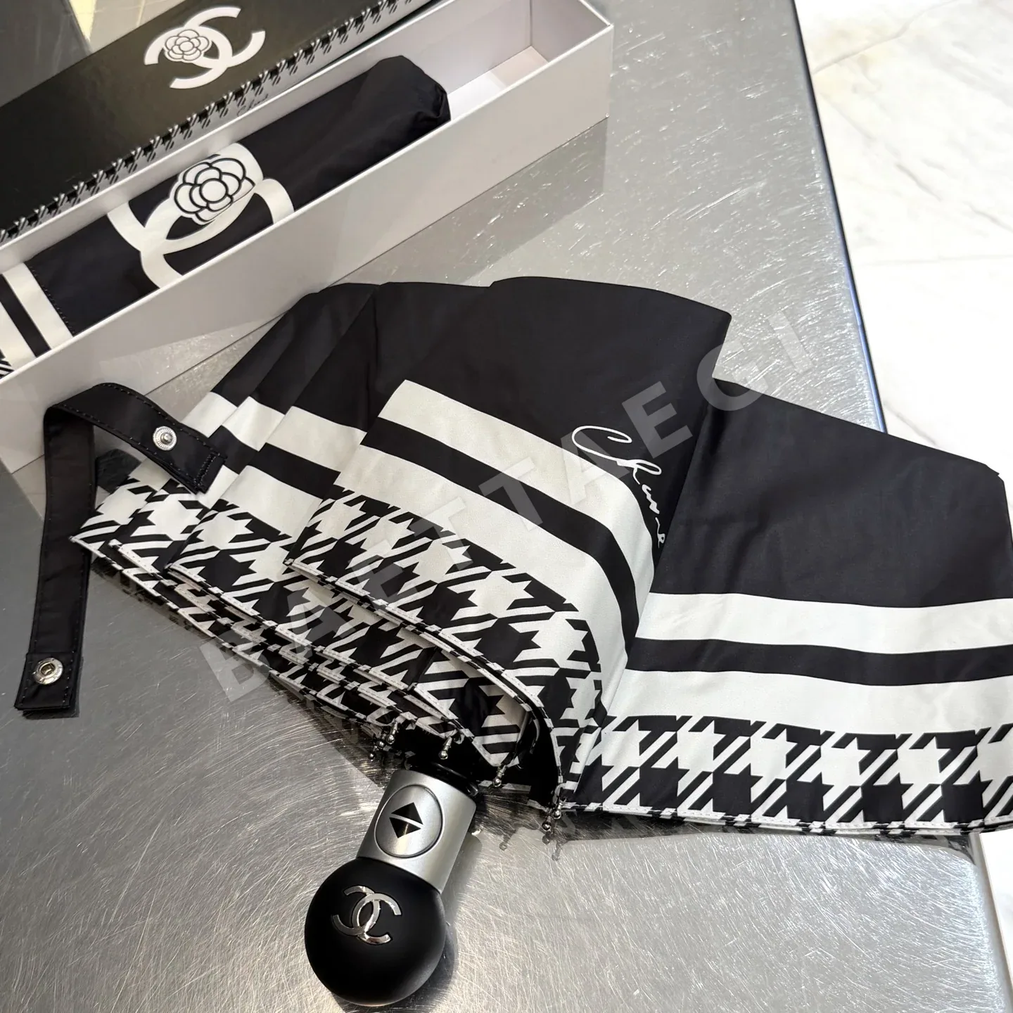 샤넬 우산 85449 Chanel Umbrella 상세 이미지 4