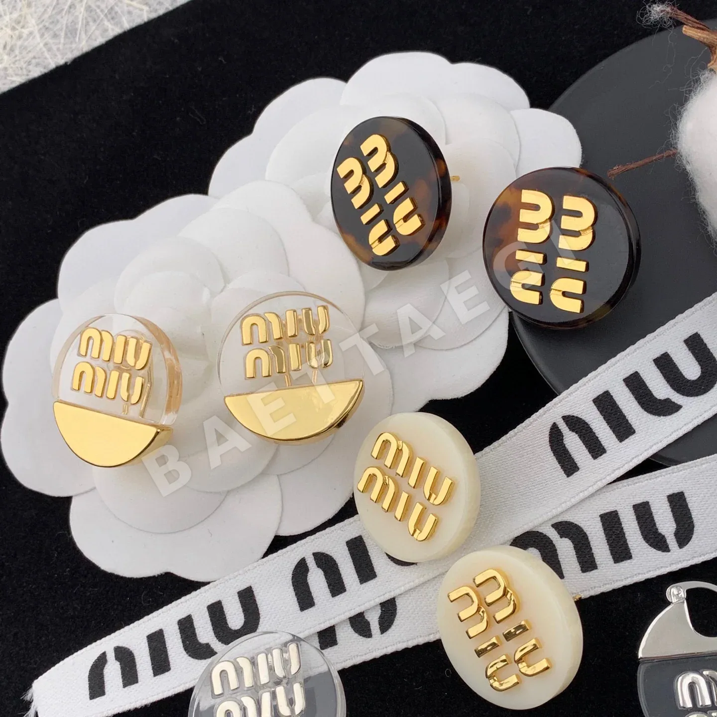 미우미우 귀걸이 61168 Miu Miu Earrings 상세 이미지 5
