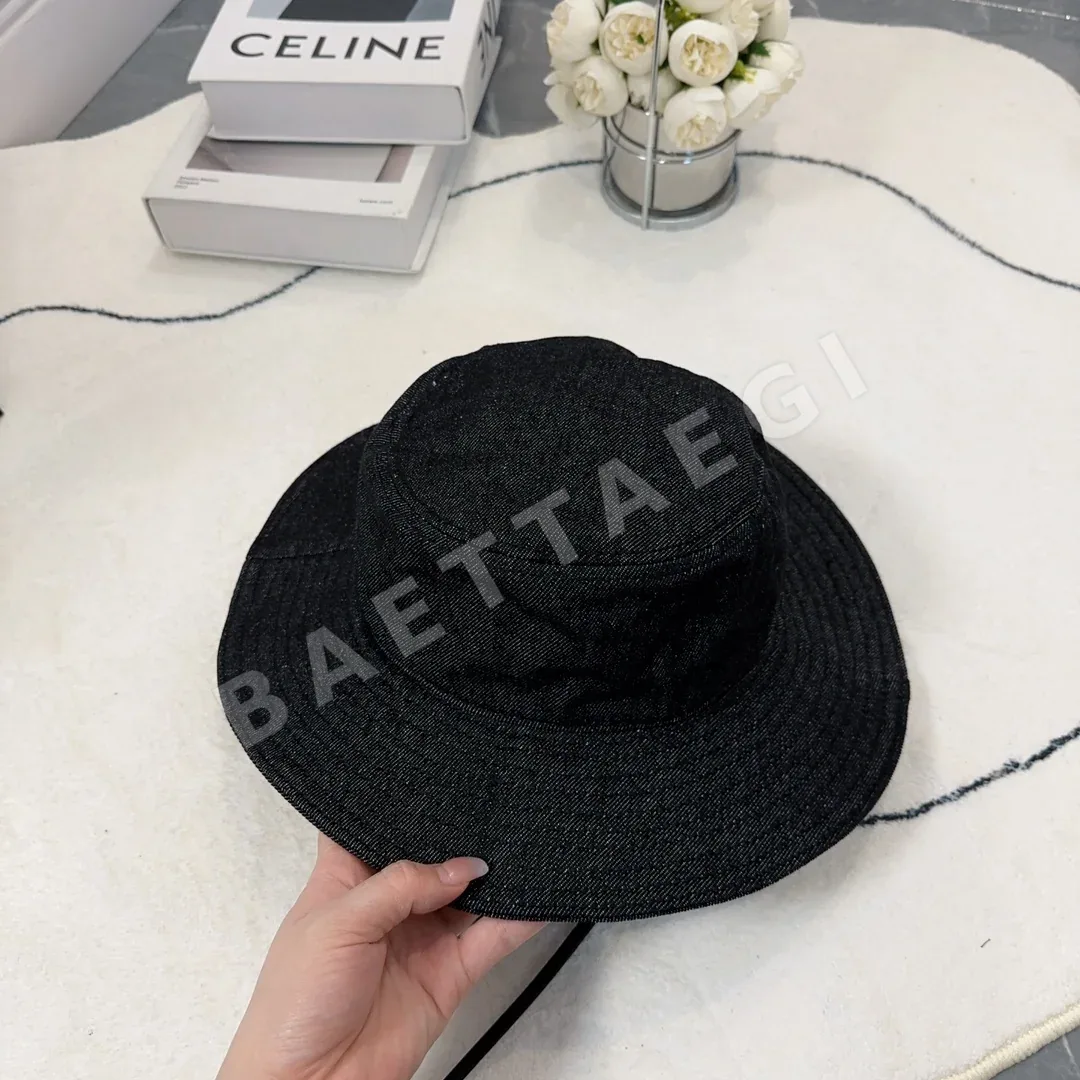 프라다 데님 하이킹 버킷햇 상세 이미지 8