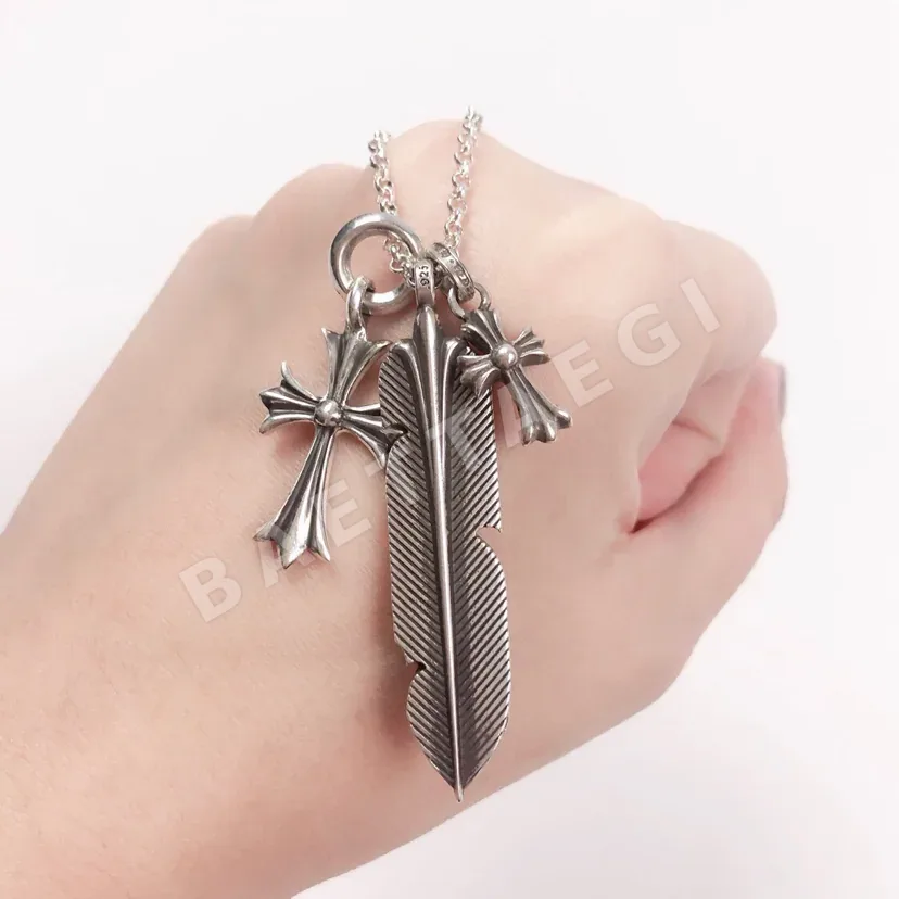 크롬하츠 크로스 페더 목걸이 125816