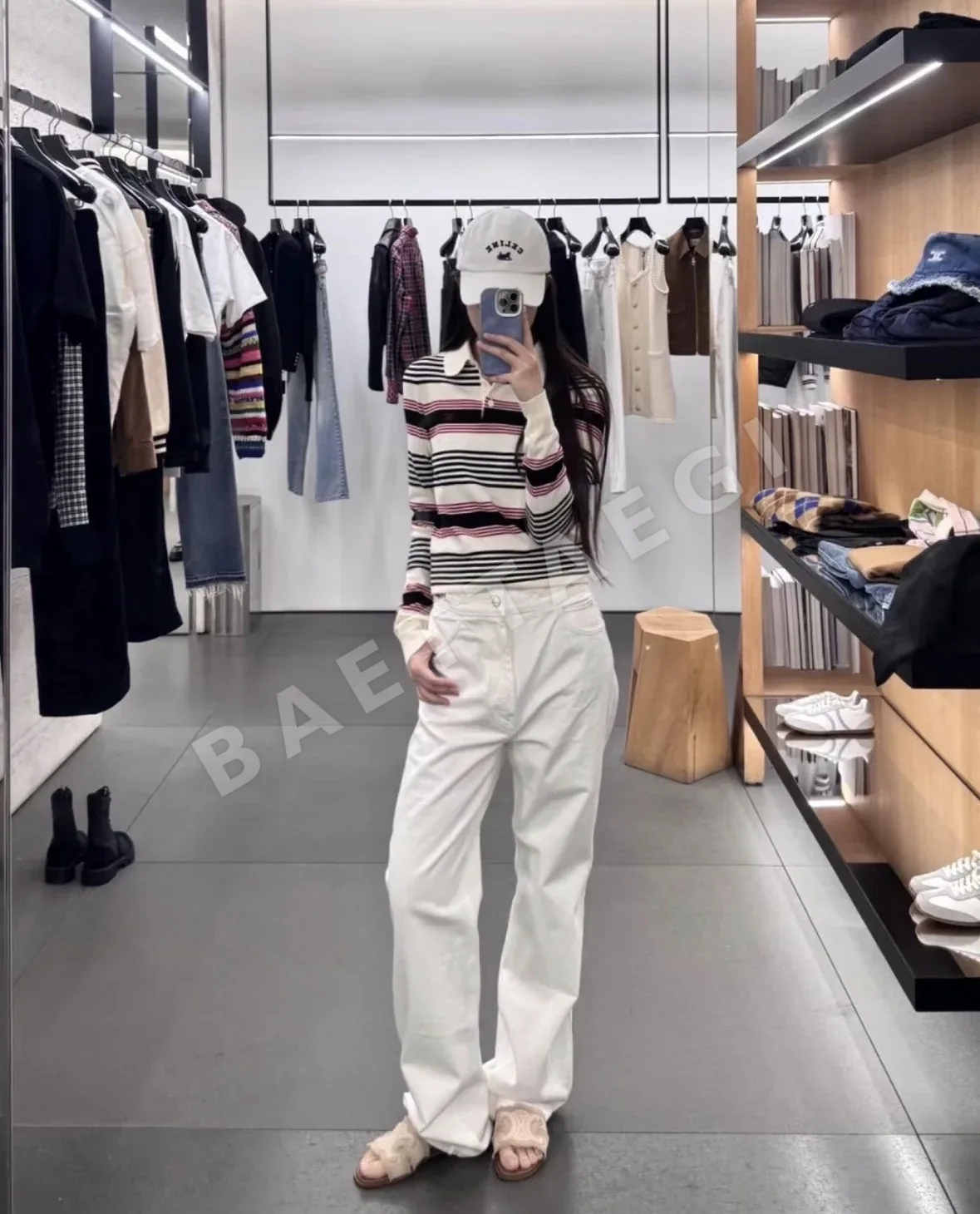 셀린느 클래식 스트라이프 니트 긴팔 폴로셔츠 상세 이미지 9