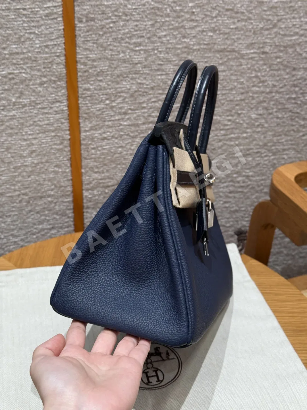 에르메스 버킨 25 블루 사파이어 가방 상세 이미지 3