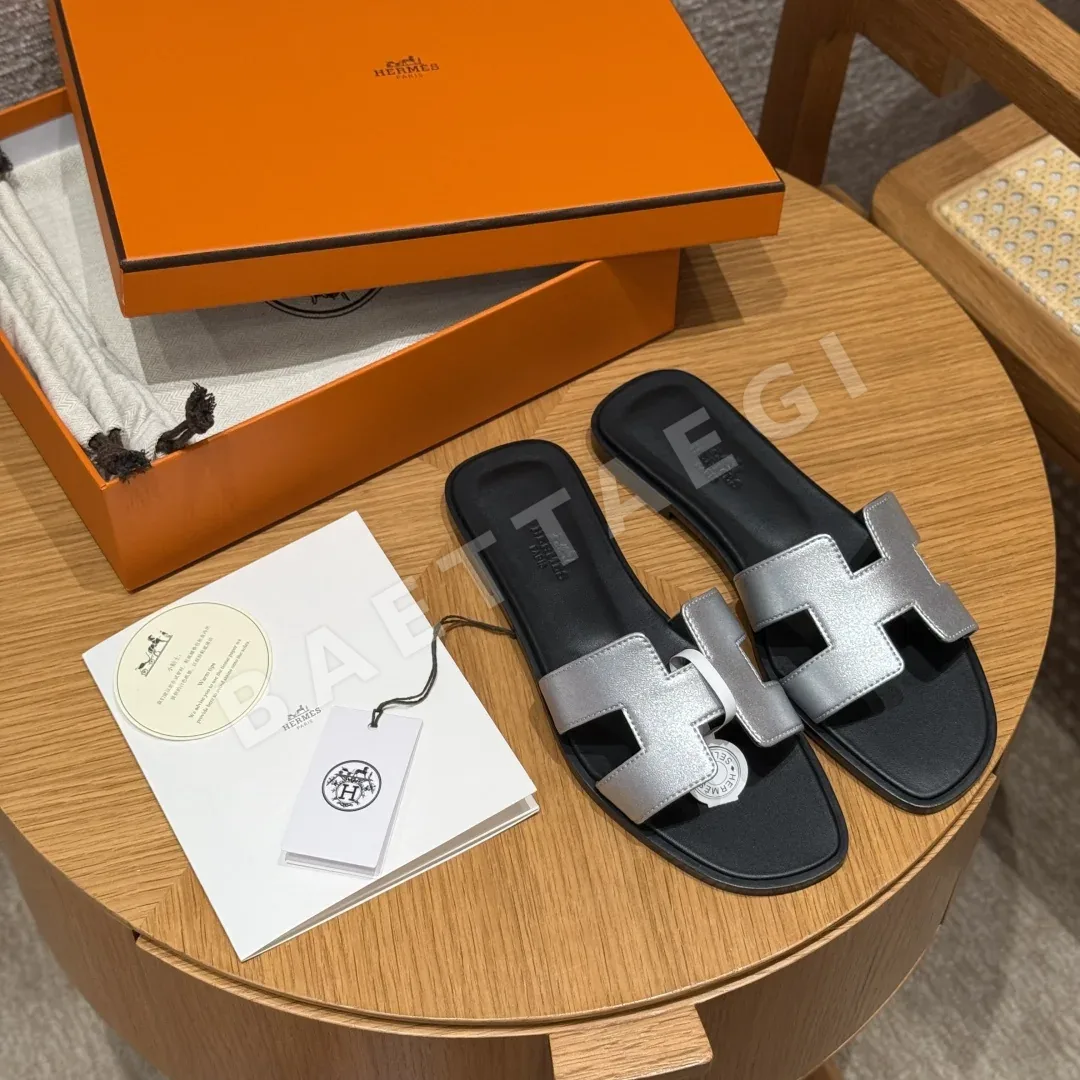 에르메스 오란 슬리퍼 117454