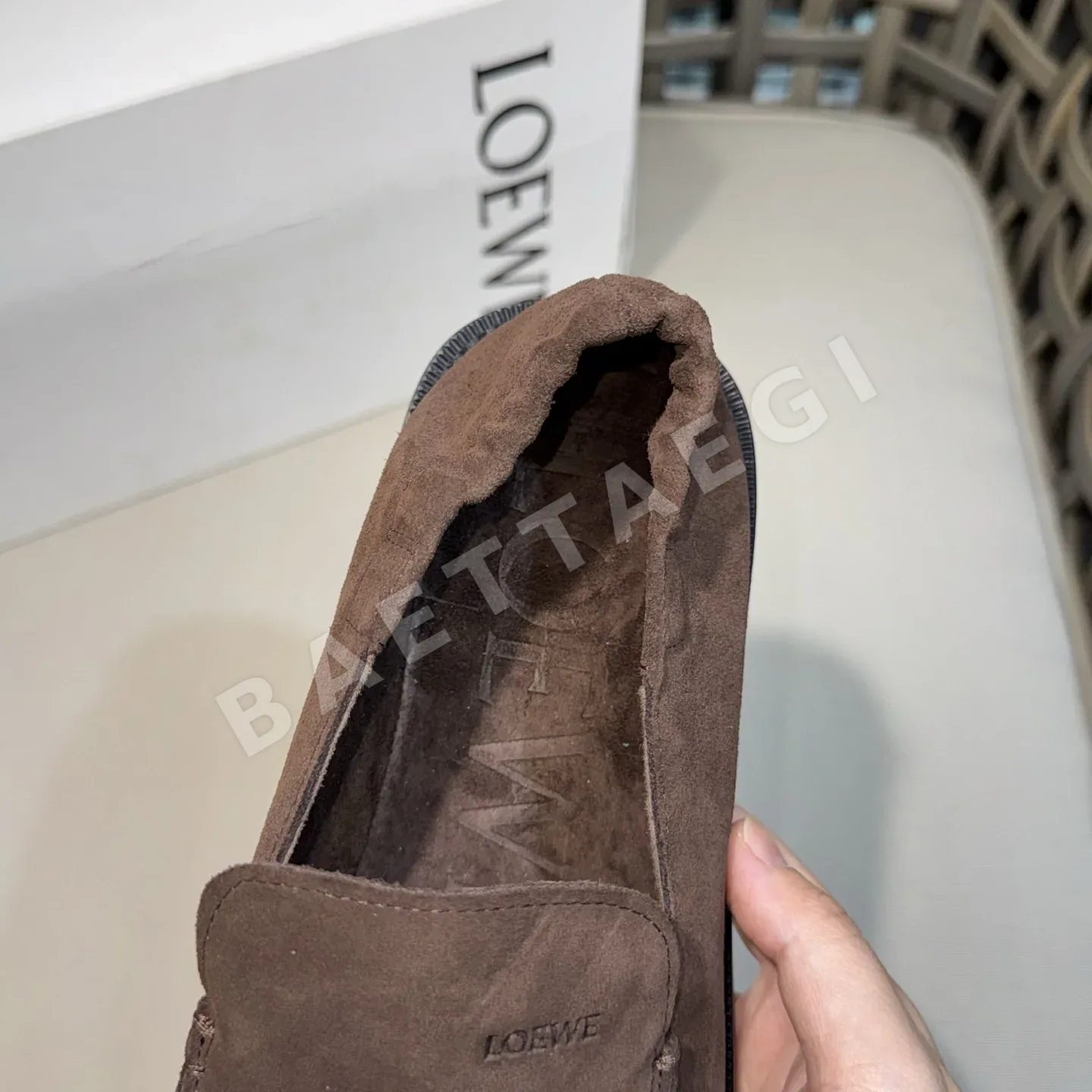 로에베 로퍼 남성 가죽 아시메트리 라운드 토 상세 이미지 7