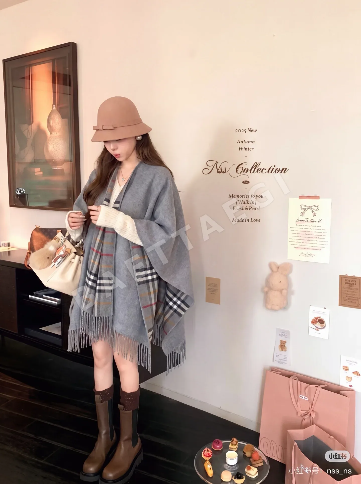 버버리 클래식 패턴 울 케이프 여성 의류 163775