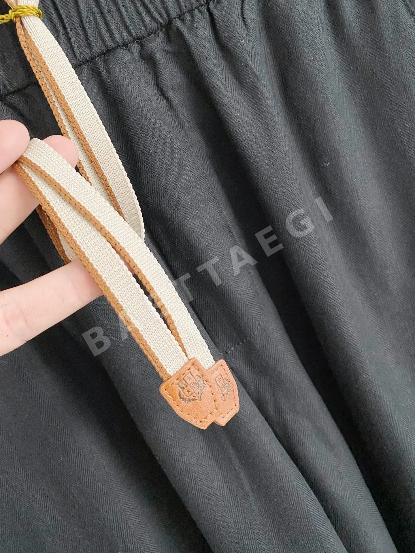 로로피아나 린넨 캐주얼 남성 반바지 상세 이미지 6