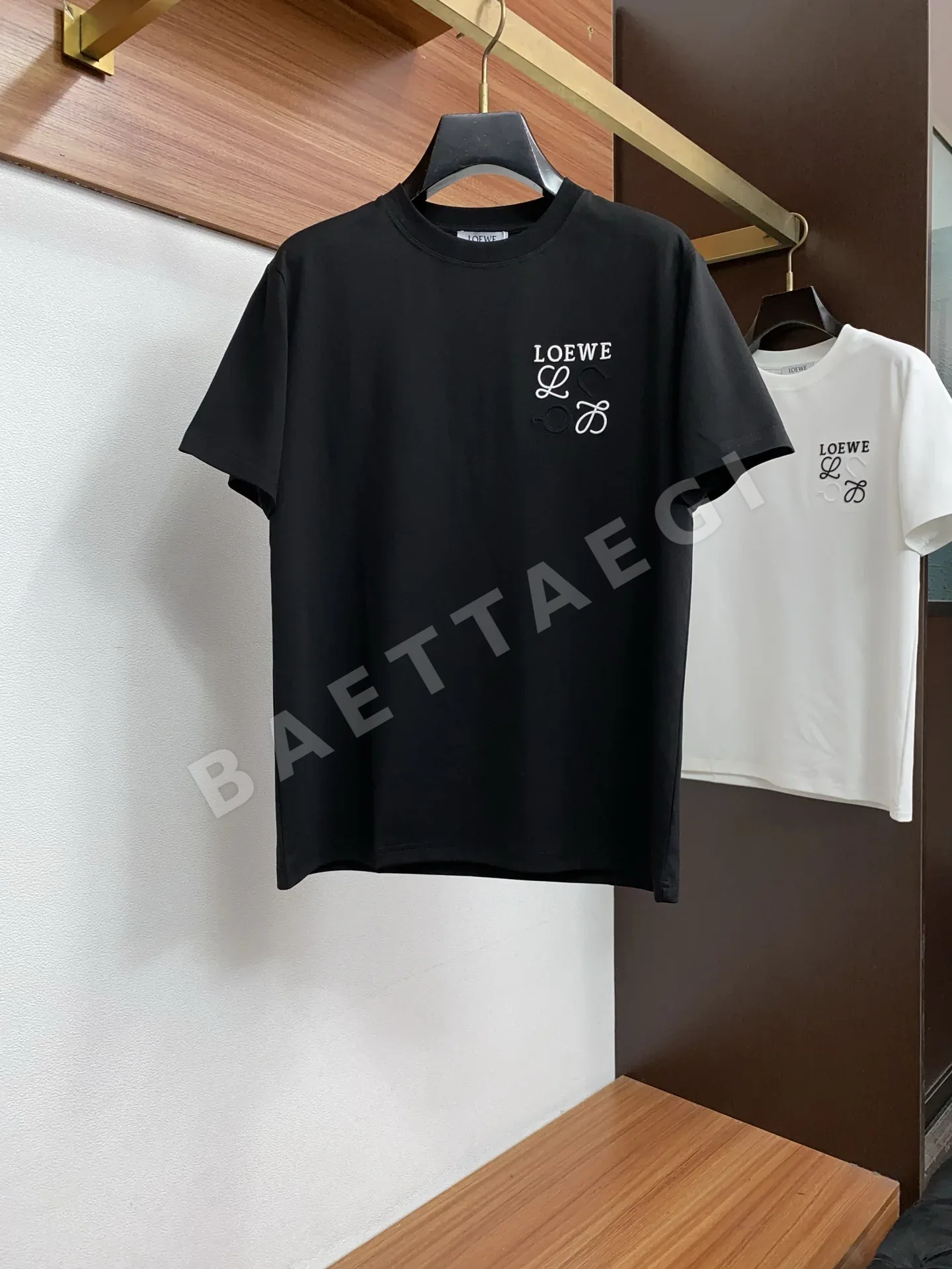 로에베 남성 크루넥 반팔 티셔츠