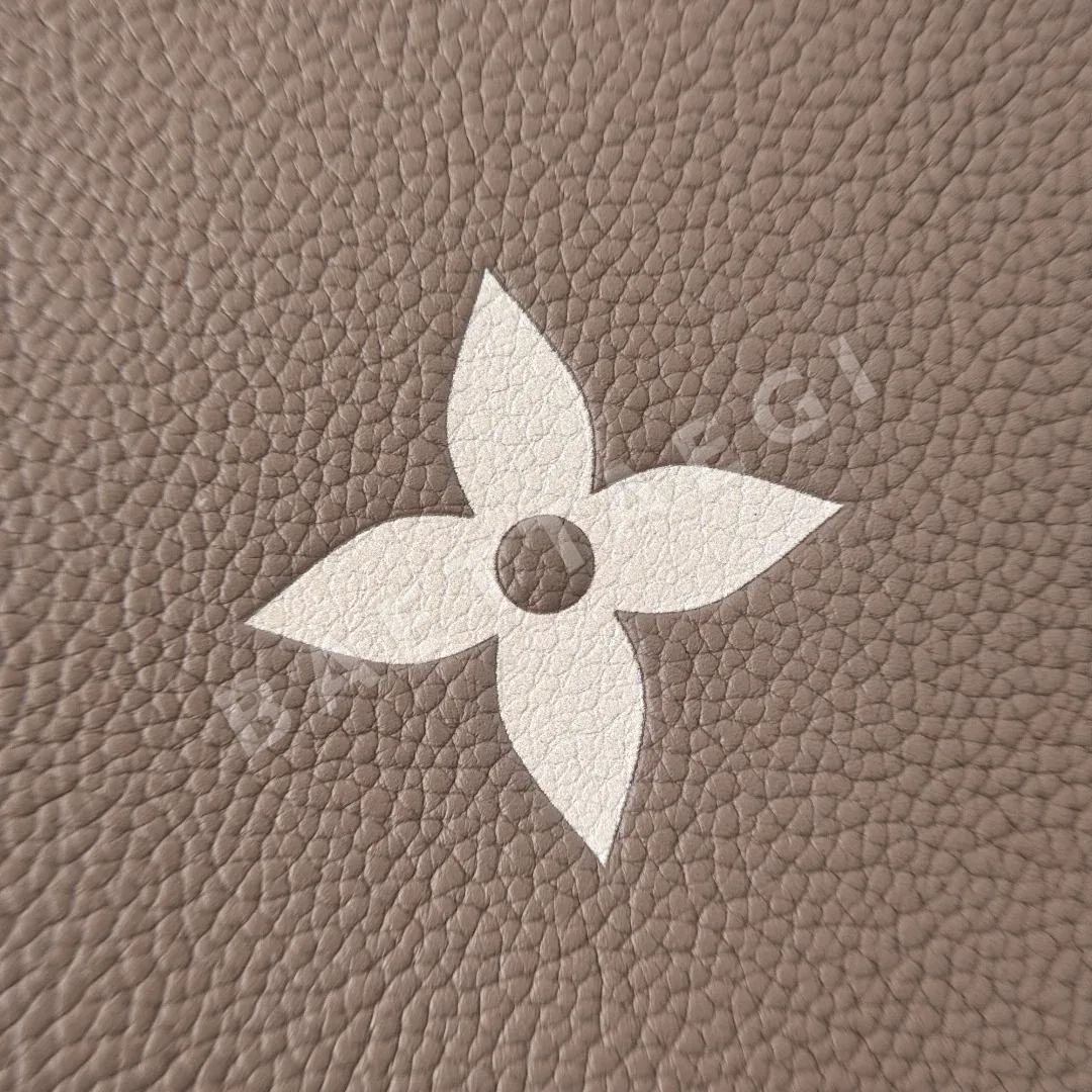 루이비통 온더고 MM 그레이 화이트 M45494 가방 상세 이미지 8