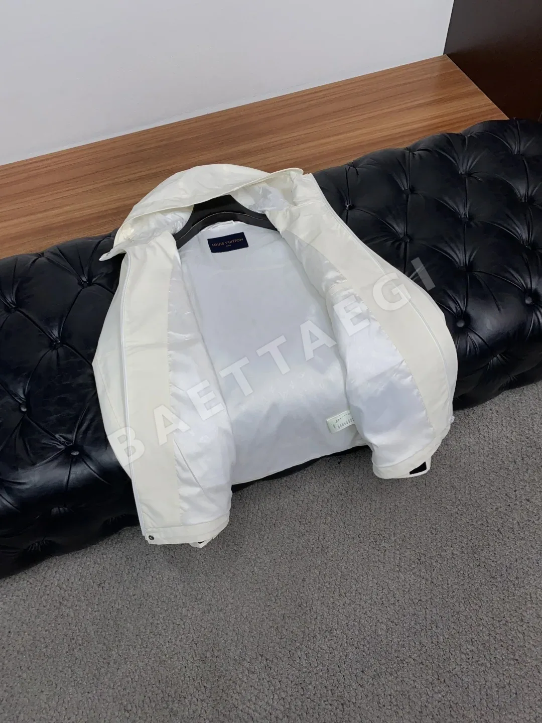 루이비통 후드 윈드브레이커 자켓 상세 이미지 7