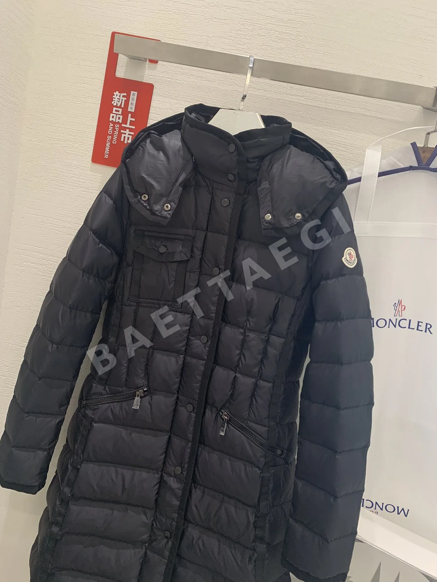 몽클레르 에르민 롱 패딩 여성용 상세 이미지 5
