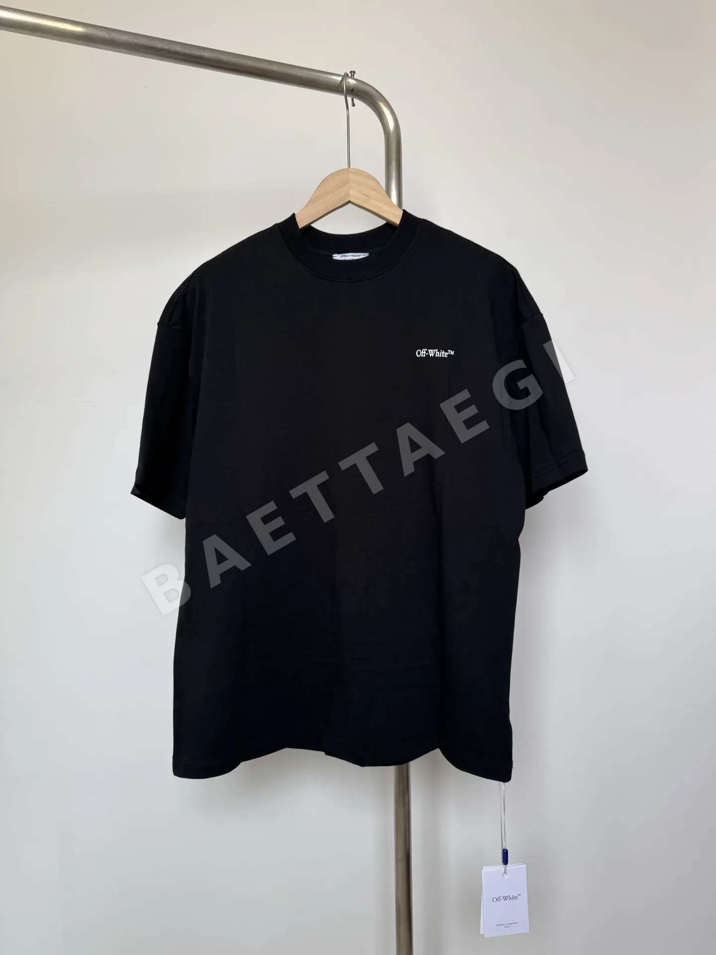 오프화이트 클래식 반팔 티셔츠 87079