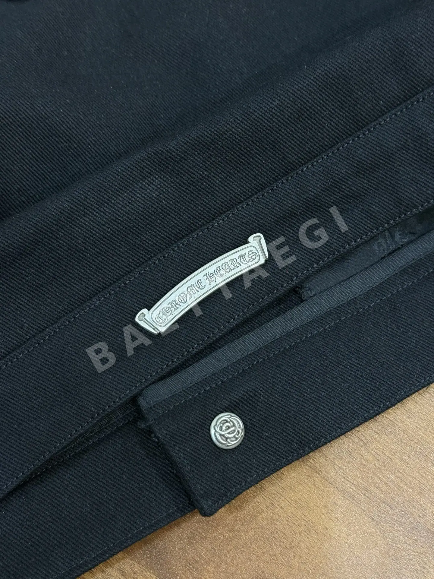 크롬하츠 블랙 트윌 데님 자켓 상세 이미지 3