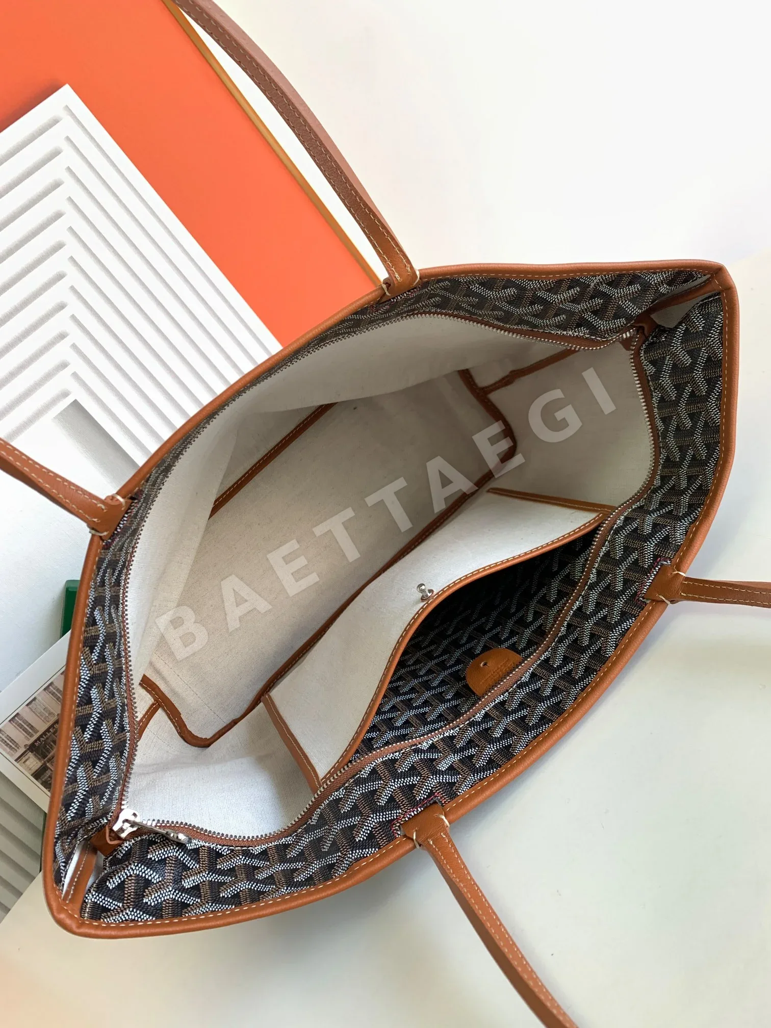 고야드 아르투아 미디엄 백 가방 상세 이미지 5