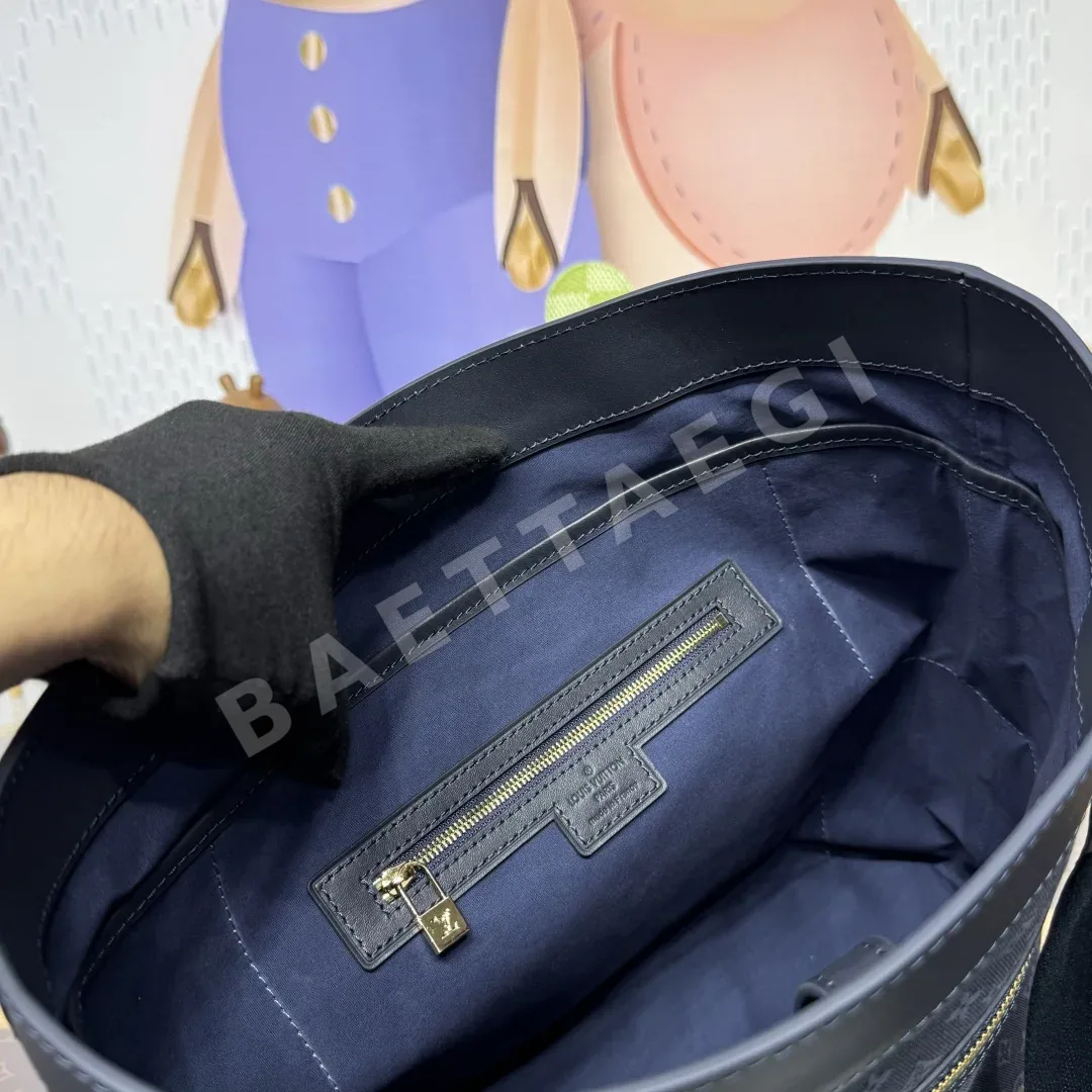 루이비통 루실 라지 데님 스마일 토트백 M92679 상세 이미지 8