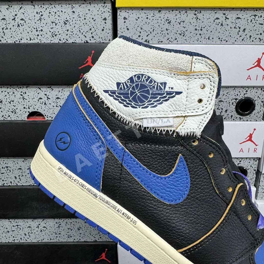 나이키 [PK4.0] 조던 1 레트로 하이 OG SP 블루 IO7847-001 201254 Nike Jordan 1 Retro High OG 상세 이미지 7