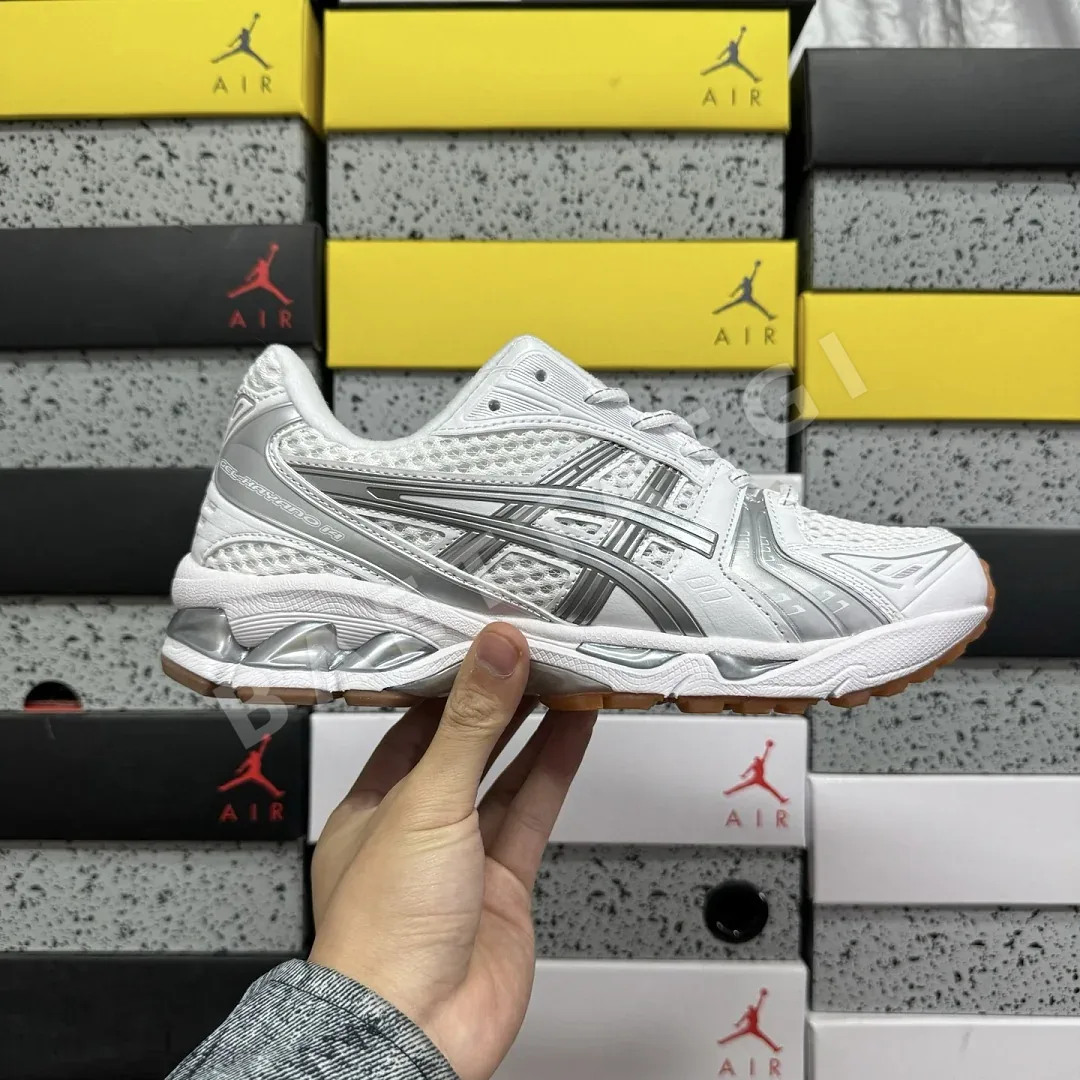 아식스 [LZ] 젤 카야노 14 1203A727-100 200578 Asics Gel-Kayano 14 A.P.C. White Pure 상세 이미지 9
