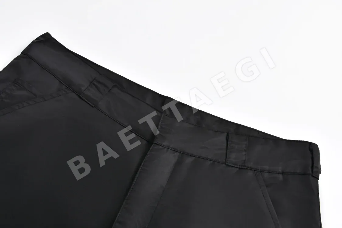 프라다 멀티포켓 카고 바지 남성용 상세 이미지 4