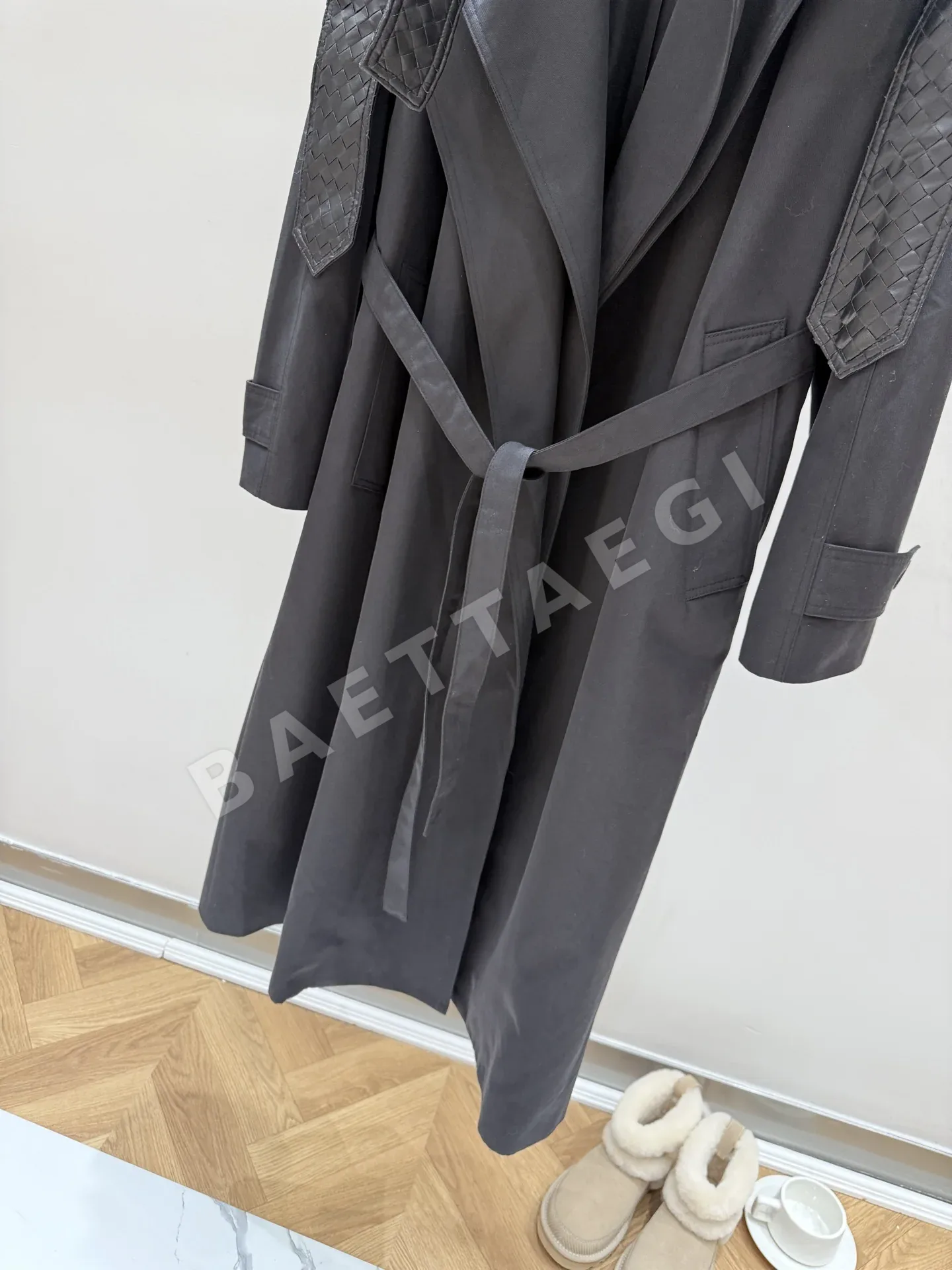 보테가베네타 라펠 카라 여성 자켓 상세 이미지 3