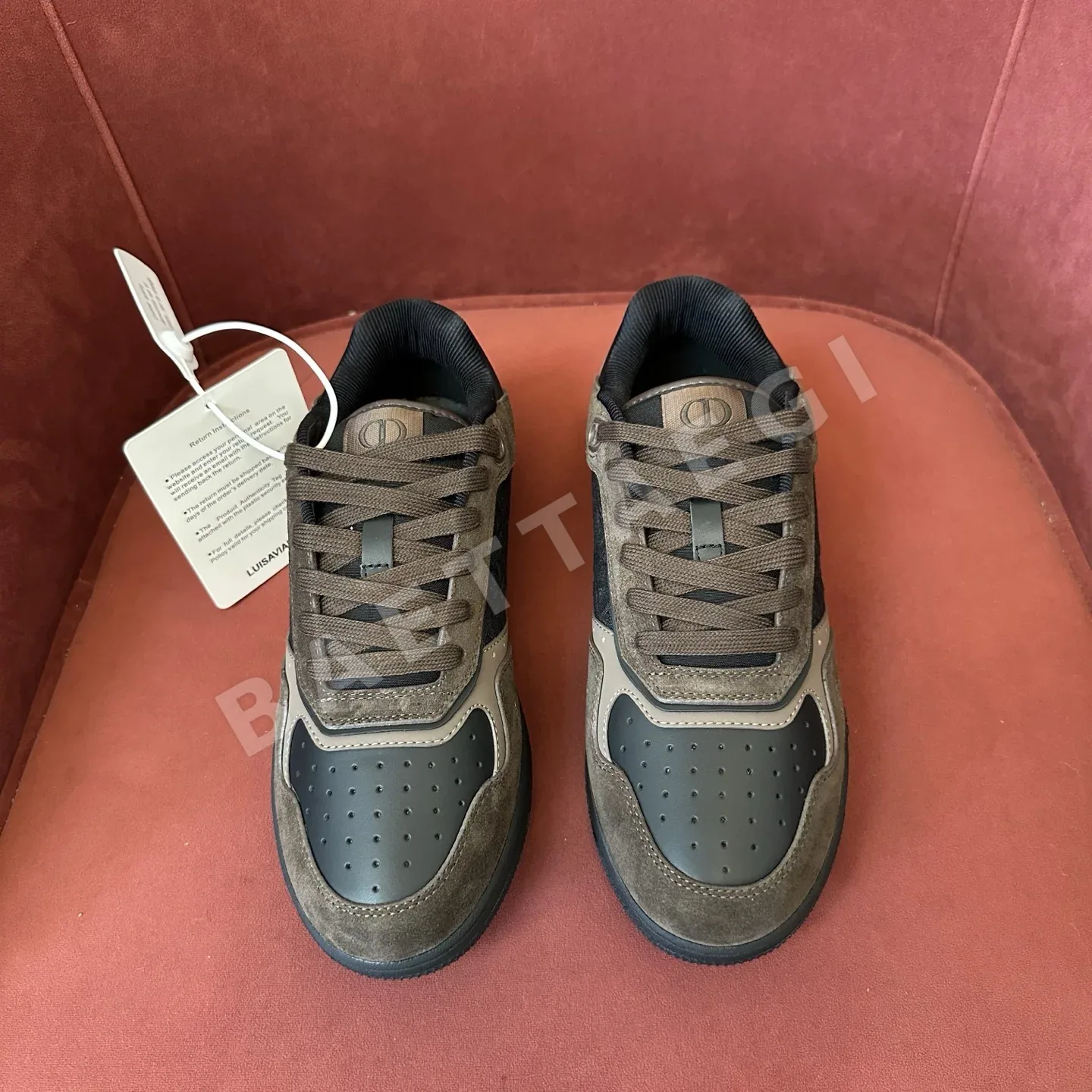 디올 로우탑 스니커즈 8754