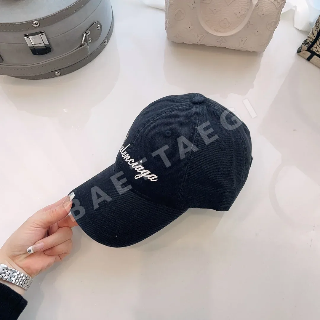 발렌시아가 워시드 코튼 베이스볼 캡 상세 이미지 5