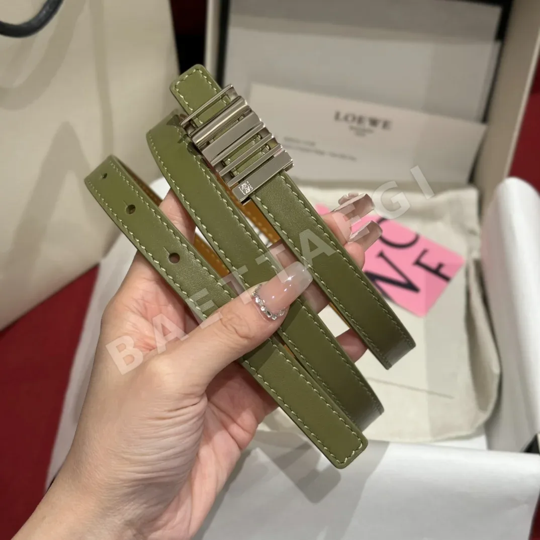 로에베 기하학 무늬 소가죽 벨트 상세 이미지 2