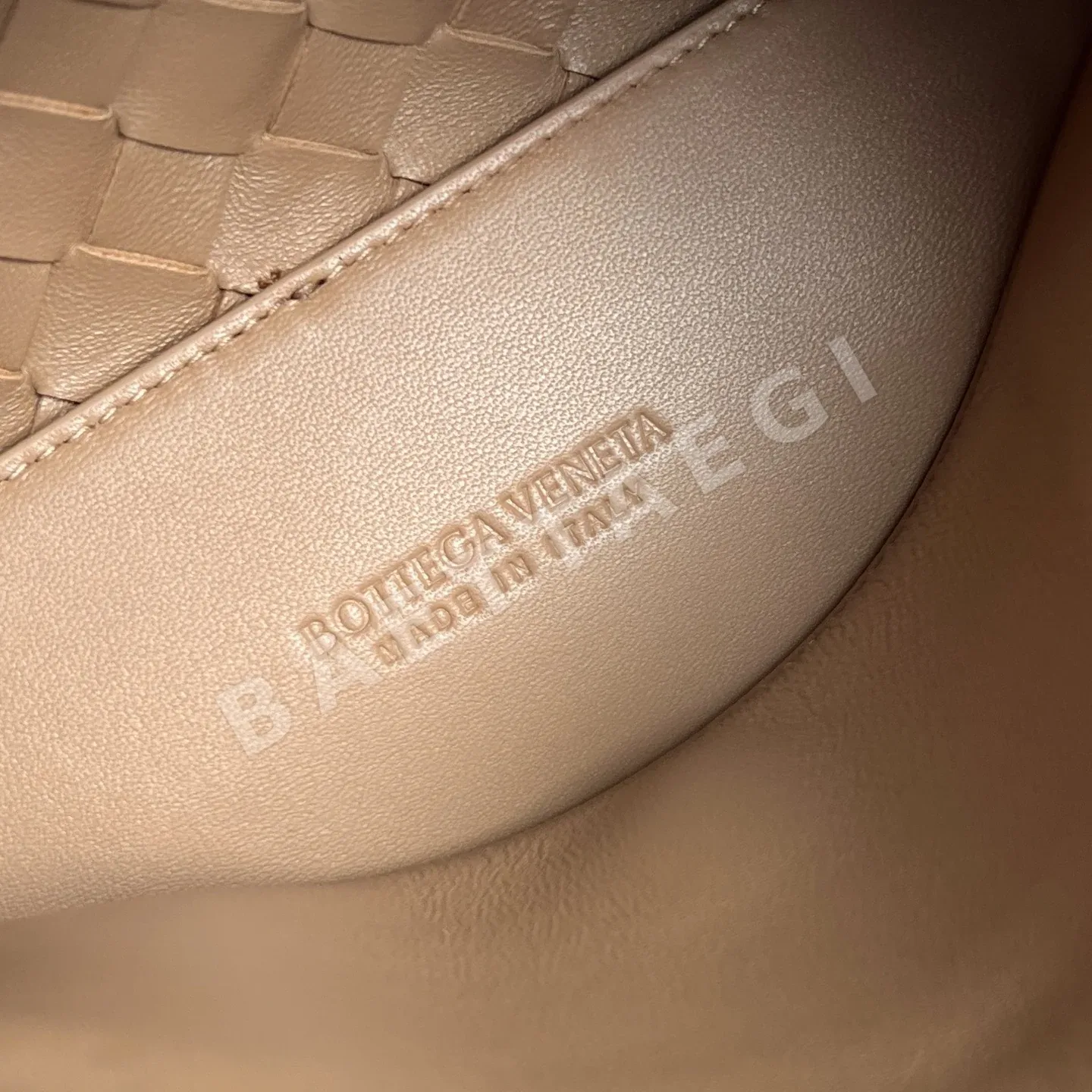 보테가베네타 미니 안디아모 가방 상세 이미지 9