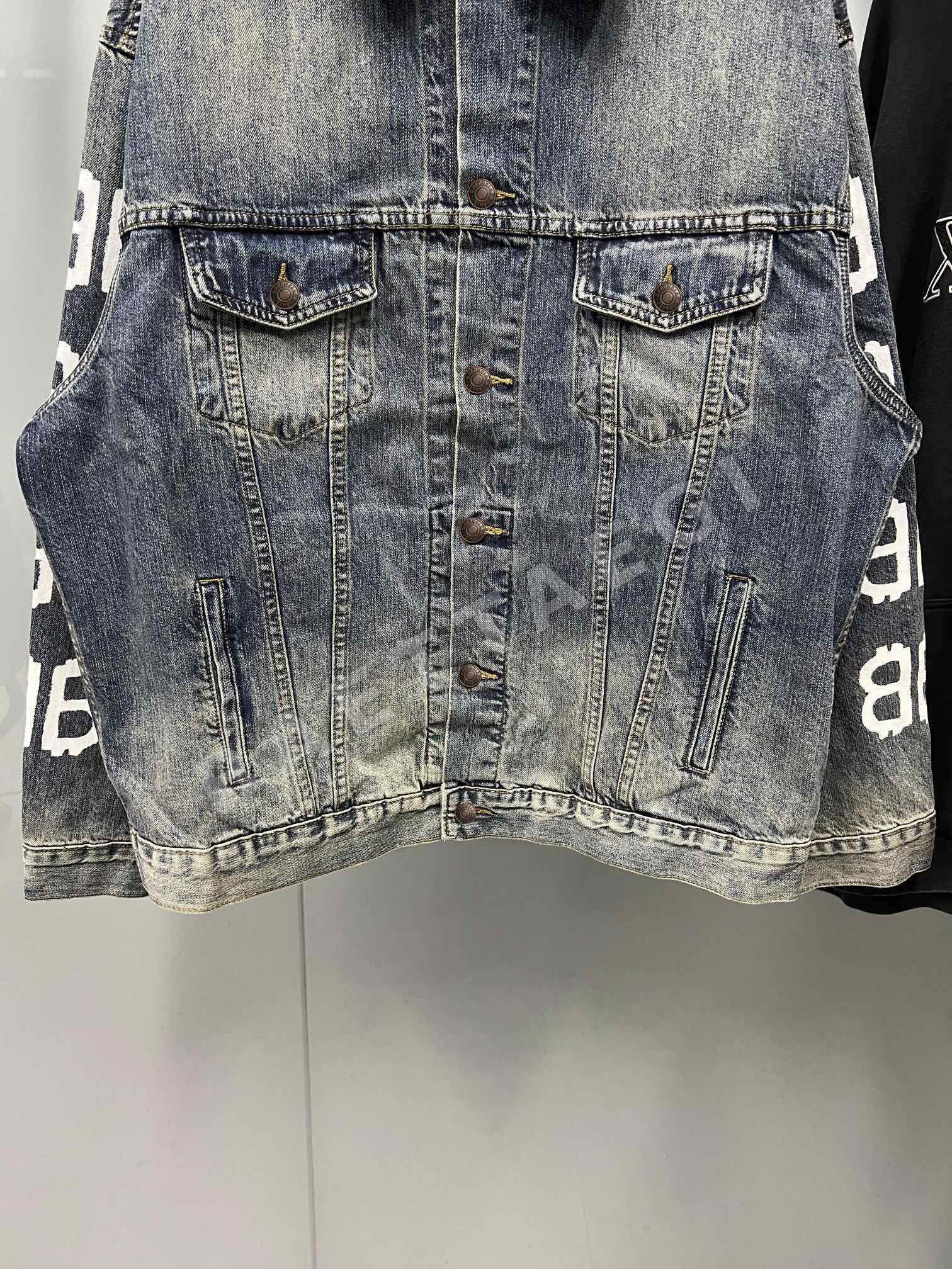 발렌시아가 BB 그래피티 데님 자켓 상세 이미지 6